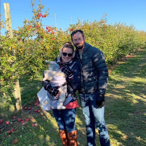 Meet your Posher, Anslee - Picture 7 of 7